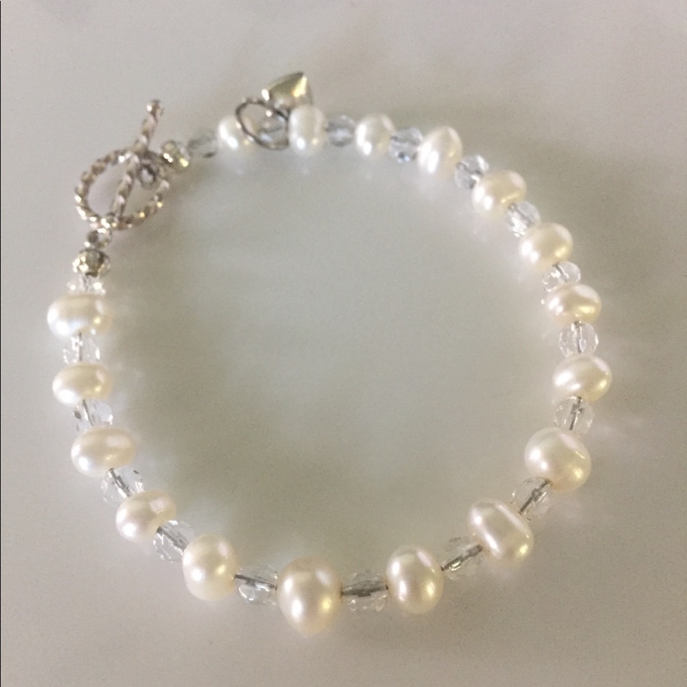 Pearl bracelet